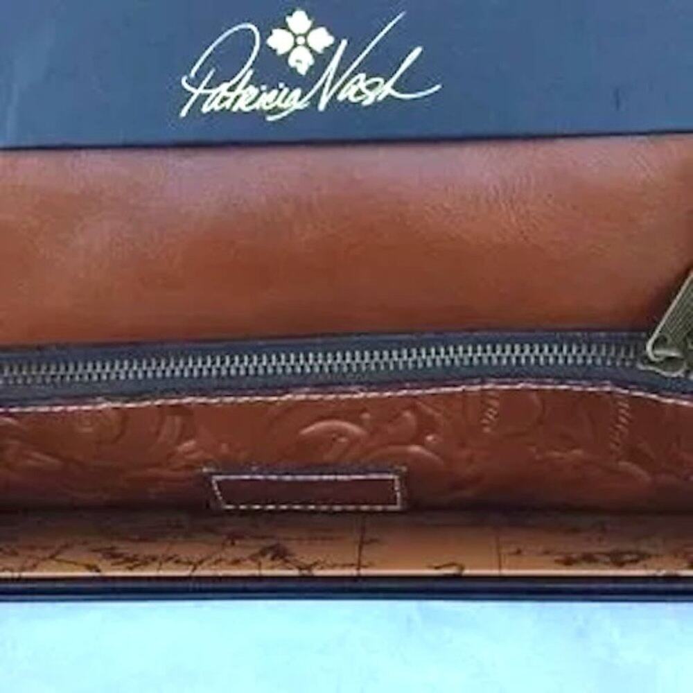 Patricia Nash Leather Wristlet Handbag NWT - Picture 14 of 16